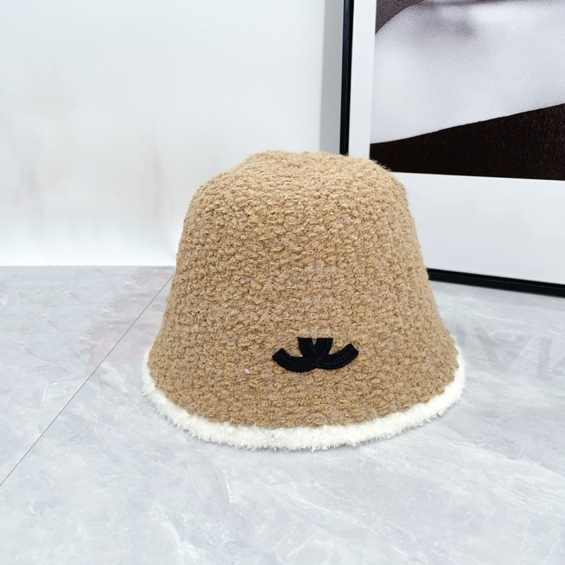 designer Fisherman hat teddy bucket hat luxury men women wide Brimmed hat Soft beanies plush furry embroidery Fisherman cap Hare fur warm bucket hats EXW2511253