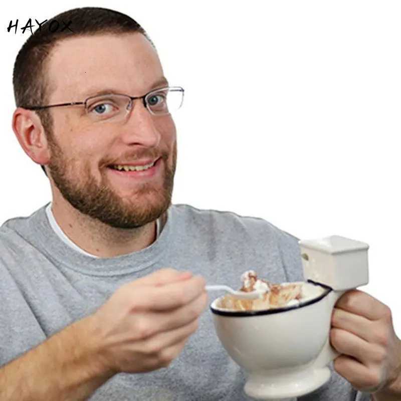 Creative and Quirky Ceramic Mugs Novelty Toilet Ceramic Mug with Handle 300ml Coffee Tea Milk Ice Cream Cup Funny for Gift Toile Y251125