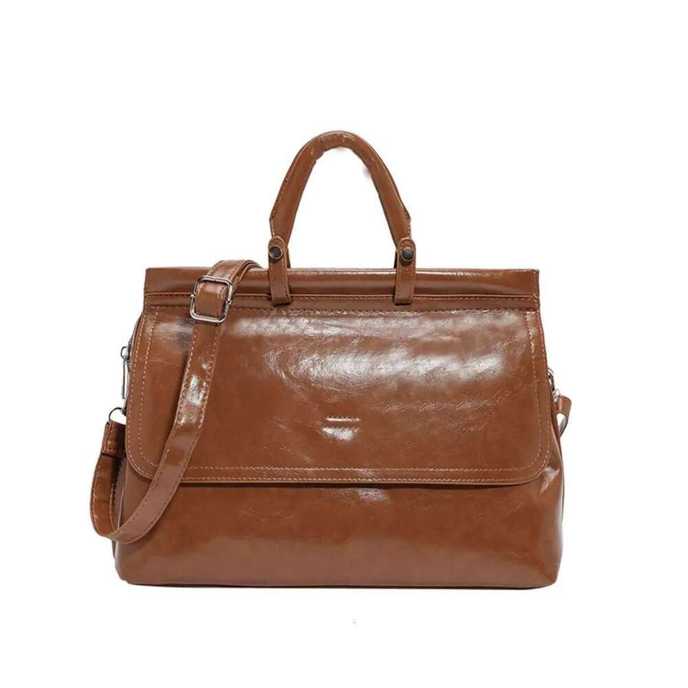 Luxury Designer Women's Large Capacity Daily Shoulder Bag With Business Commuter Briefcase Handbag