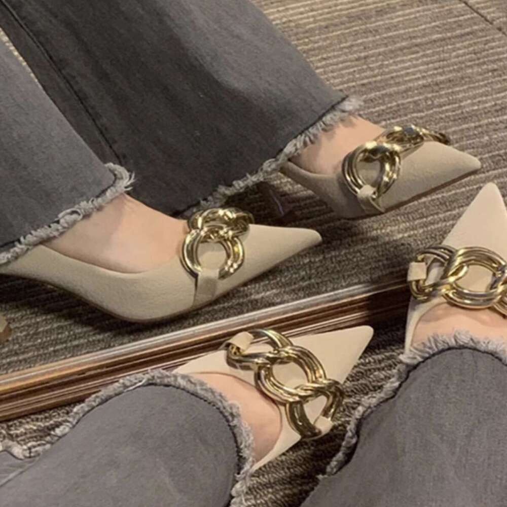 Thin heeled 2024 Spring and Autumn new pointed single shallow mouth versatile women's shoes chain sexy high heels