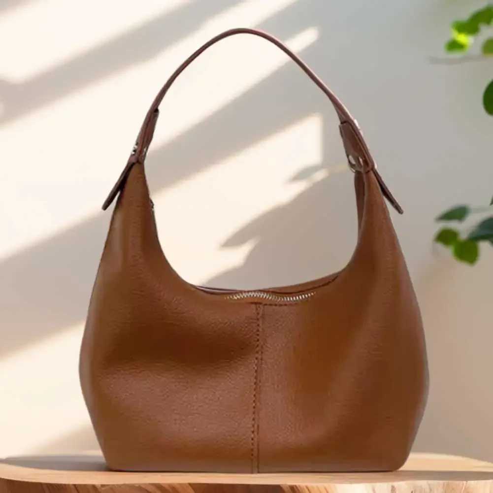 Womens Retro Shoulder Bag PU Leather Retro Underwear Bag Solid Color Simple Shoulder Bag Girls Outdoor Daily Bag W250425