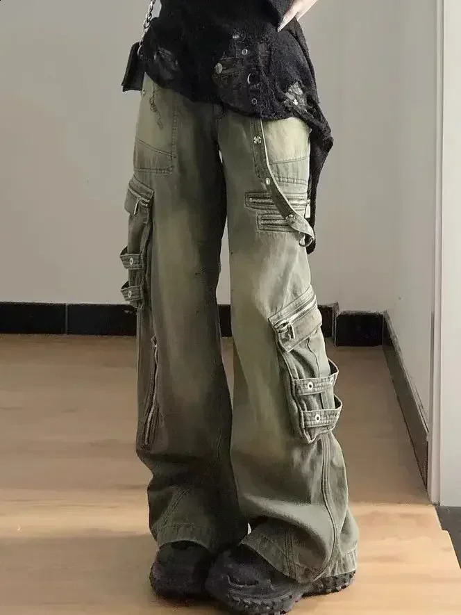Loose retro washed cargo jeans streetwear womens zippers pocket pants hip-hop straight pants multi pocket wide leg jeans 250422