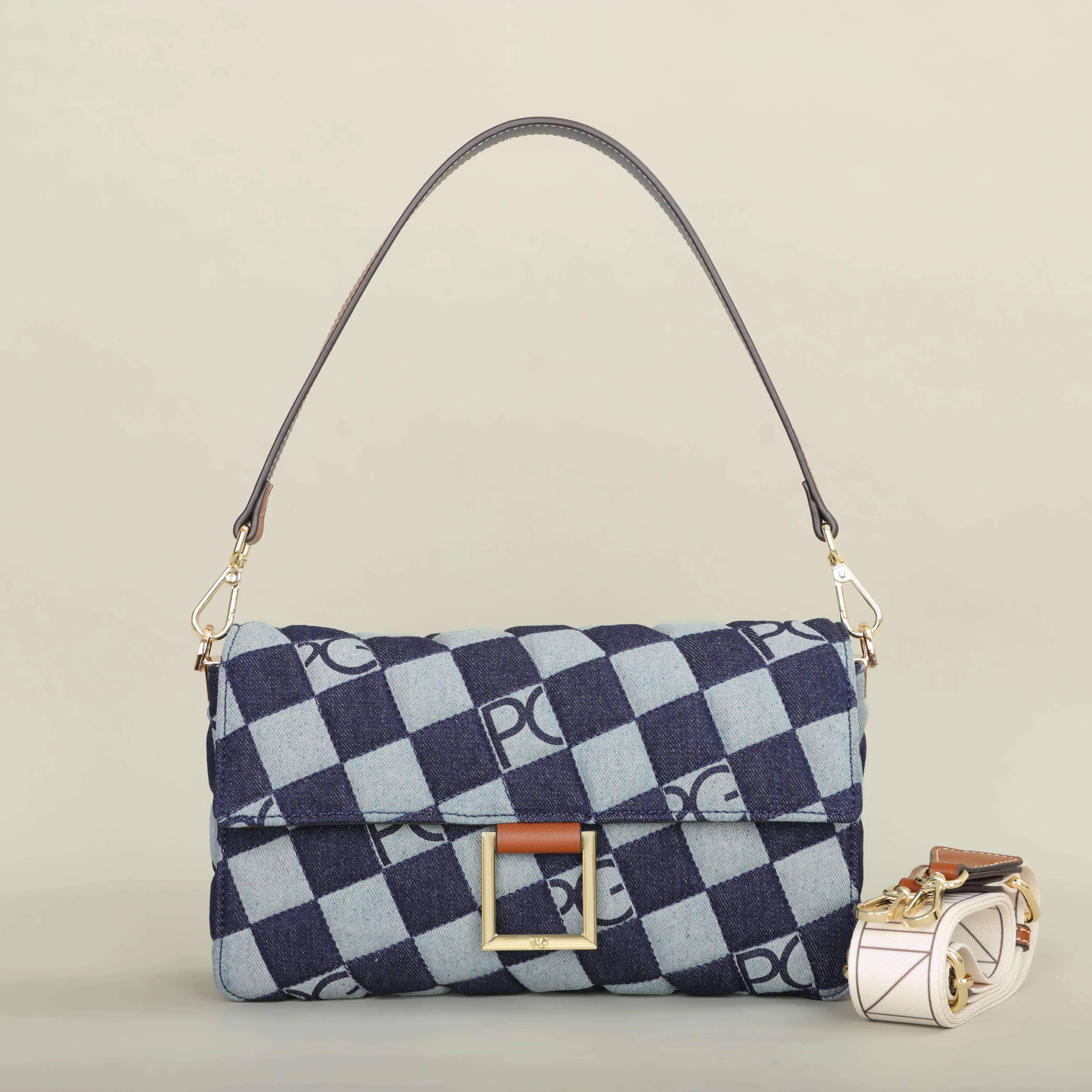 PG Exquisite Brand Fashion Handbag Classic Solid Design Shoulder Dark Letter Emed Ladies Party Bag