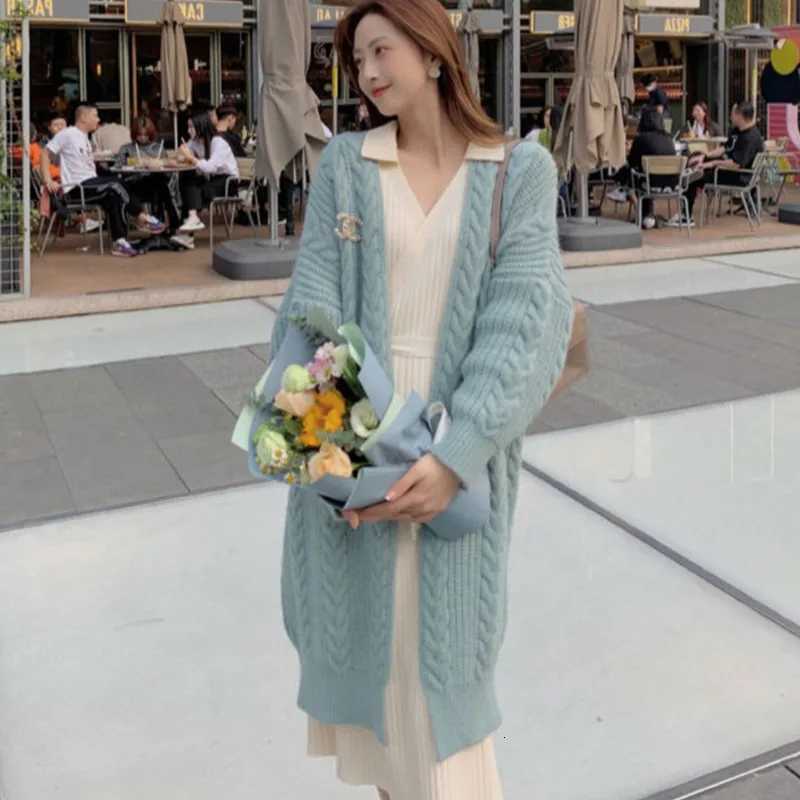 Autumn Womens Knitted Cardigan Sweater Korean Solid Color New V-neck Loose Long Jacket Elegant Office Lady Knit TopT251125