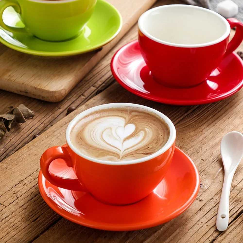 Minimst 220ml Ceramic Coffee Cup Solid Color with Base Couple Mug European Style Tea Cup Latte Y251125