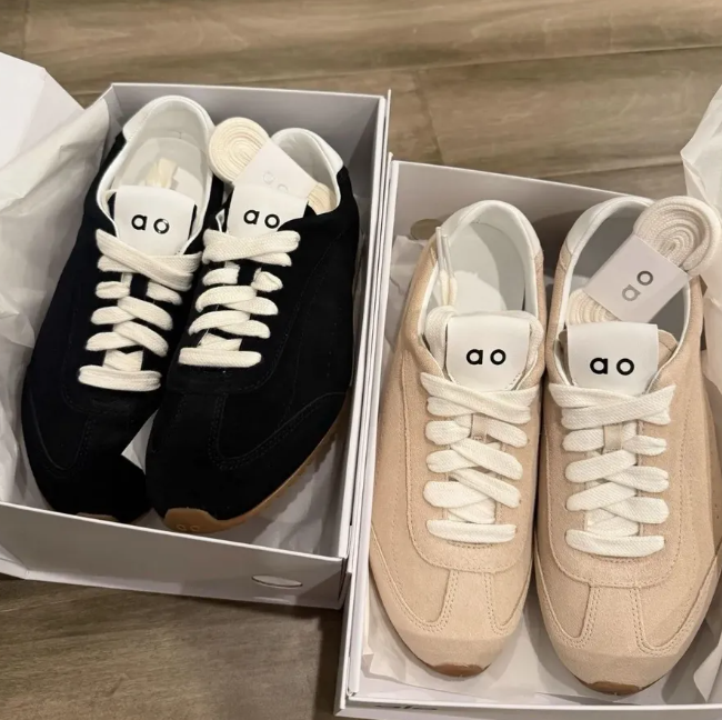 Men sneakers designer shoes casual shoes mens womens high quality white Runner alos trainers Fashionable couple style Recovery Mode sneakers