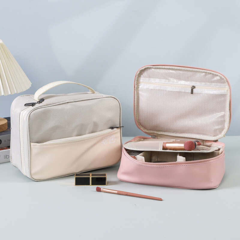 with large capacity high aesthetic value. Cosmetic storage bag, in hand to guard against water washing and rinsing bags. Makeup bag