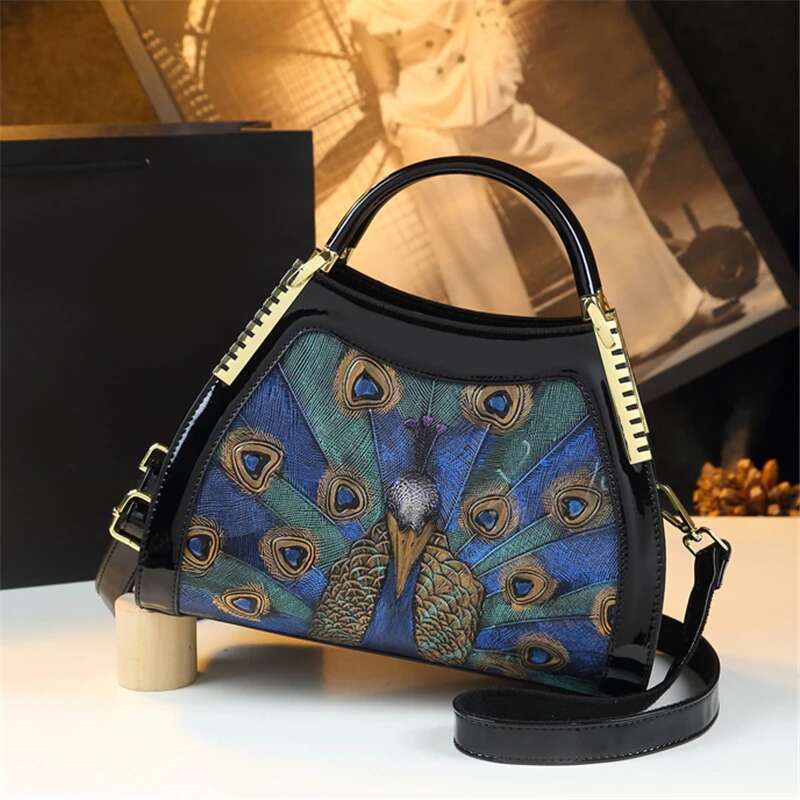 Spring new patent leather crocodile-print mother's handbag banquet dress large-capacity one-shoulder cross-body women's bag