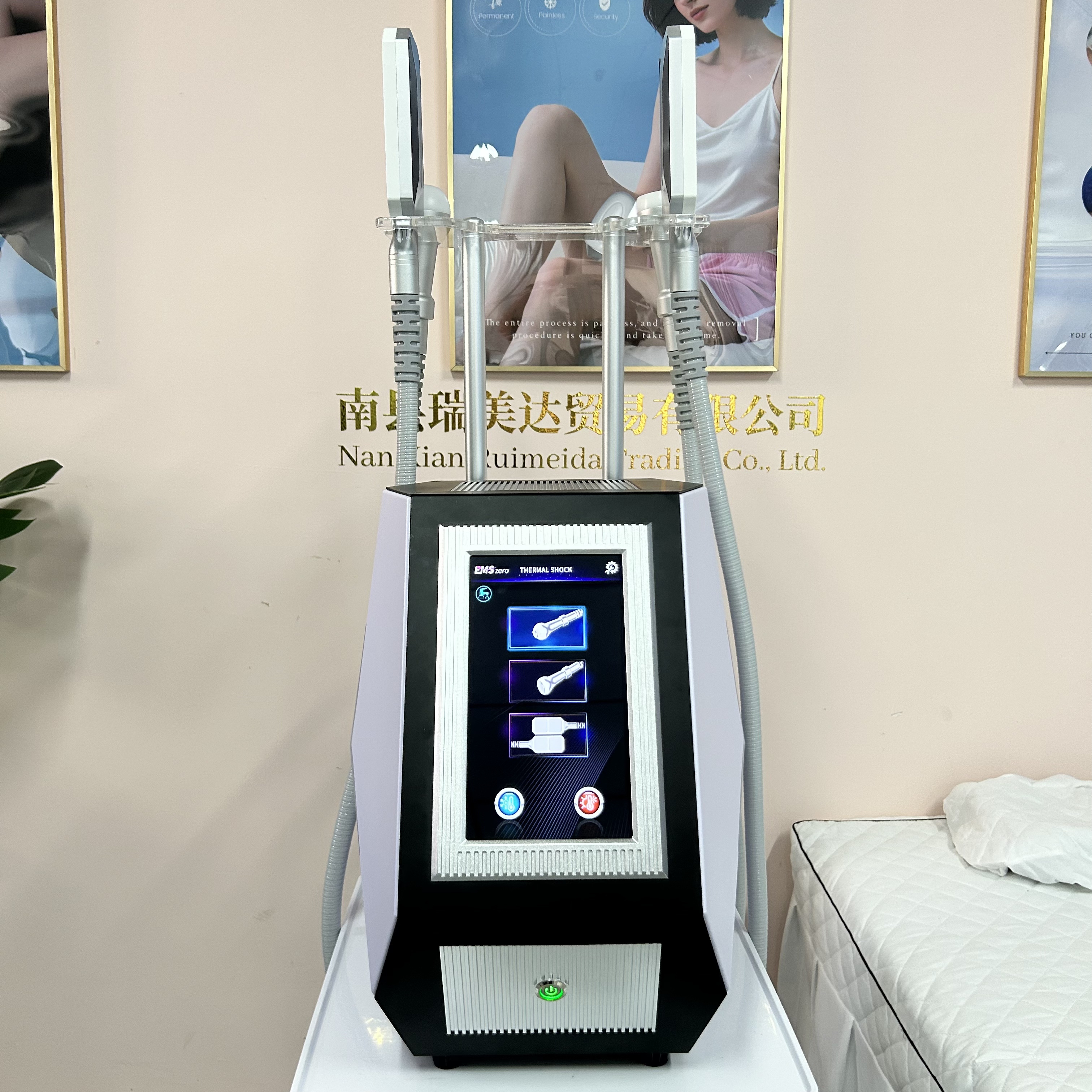 Hot Cold Beauty Device Body Slimming and Skin Firming Machine Improve Elasticity Reduce Stretch Marks Boost Circulation and Enhance Facial Contours