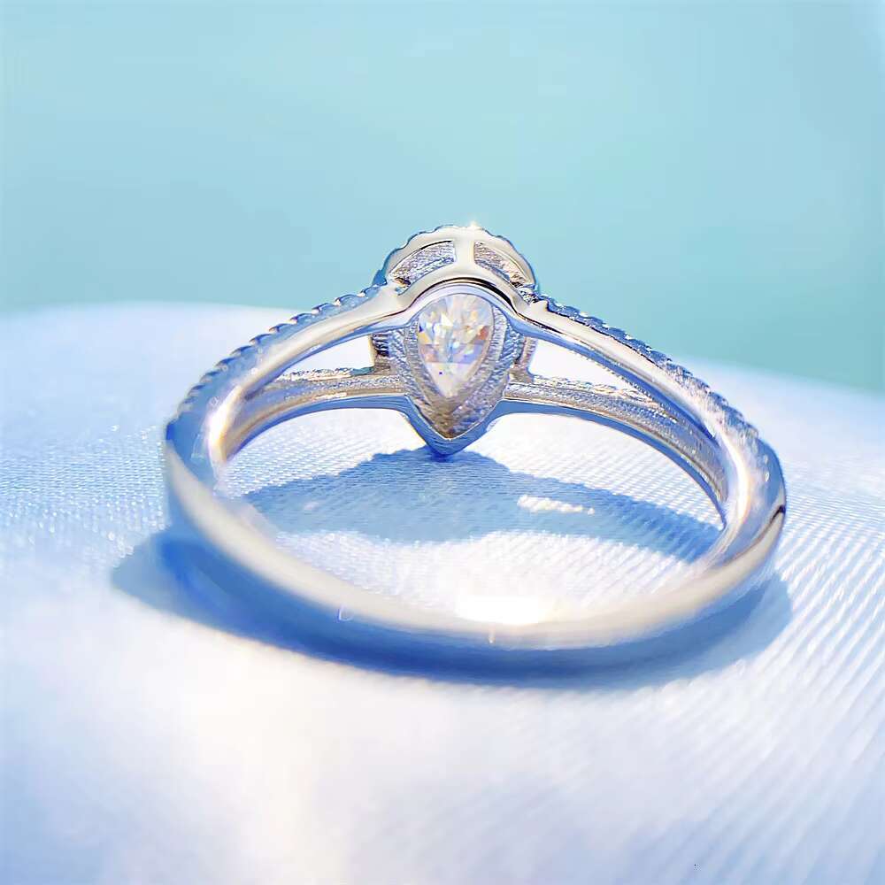 2024 Pear Cut GRA VVS Moissanite Diamond Wedding Ring Fine Jewelry 925 Sterling Silver Moissanite Engagement Rings for Women