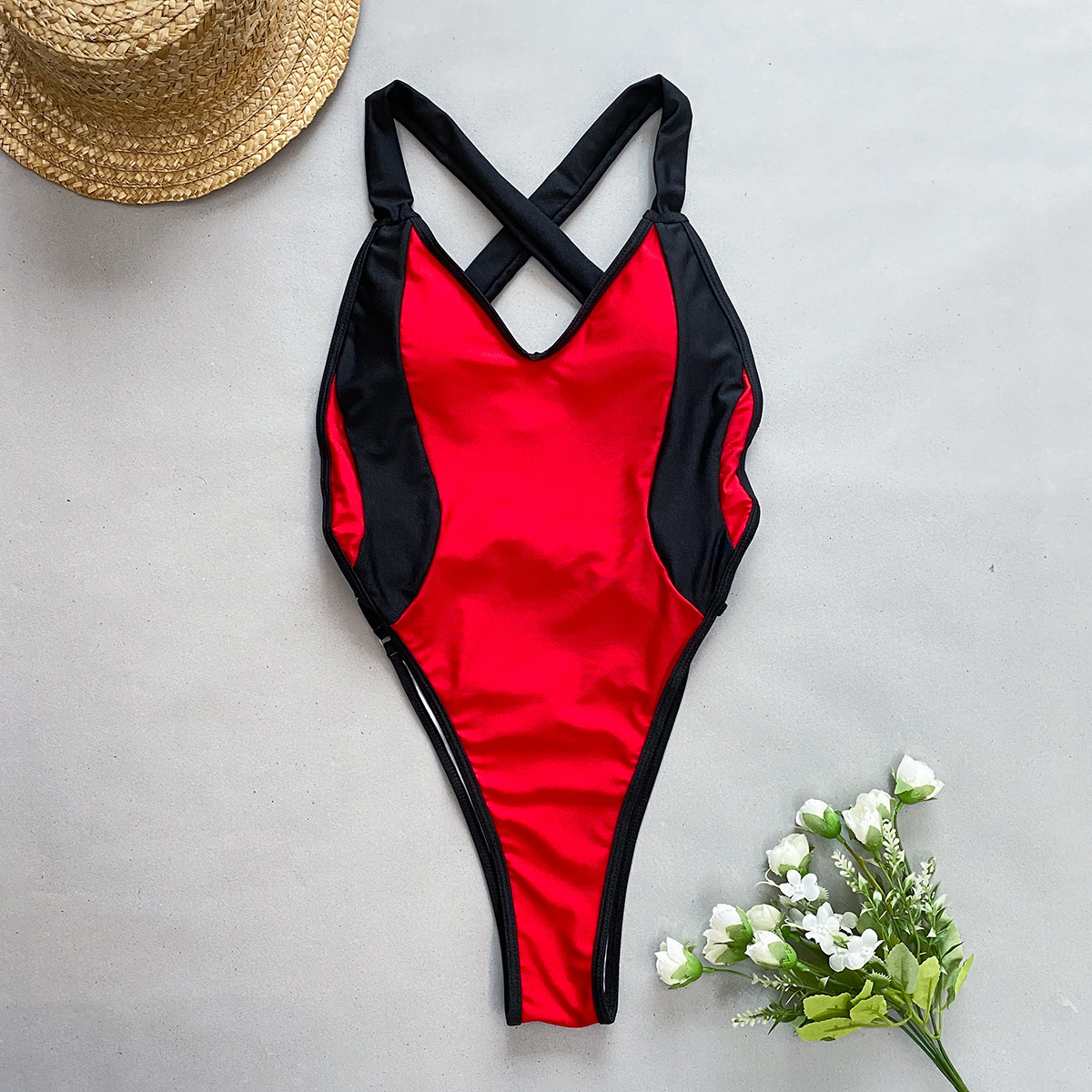2025 Designer's New Luxury One Piece Bikini Fashion Splicing Women's Swimsuit Deep V High Waist Slim Fit Elastic Red Beach Wear Vacation Lei