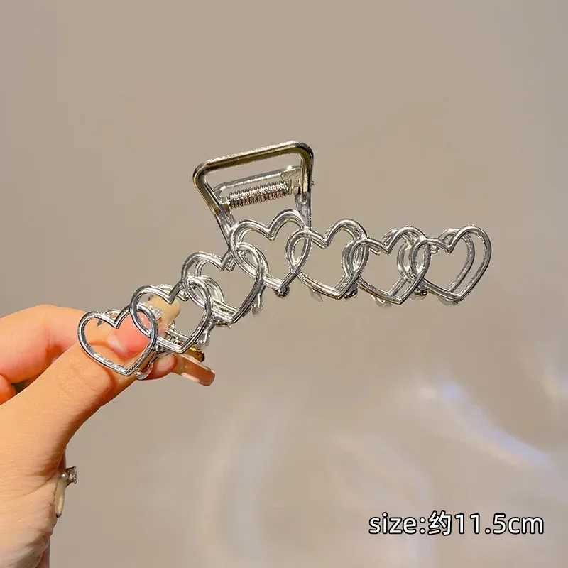 Fashionable Y2K Sar heart-shaped lip shaped gold silver black metal hair clip suitable for women Korean large novella crab clip headbandT250425