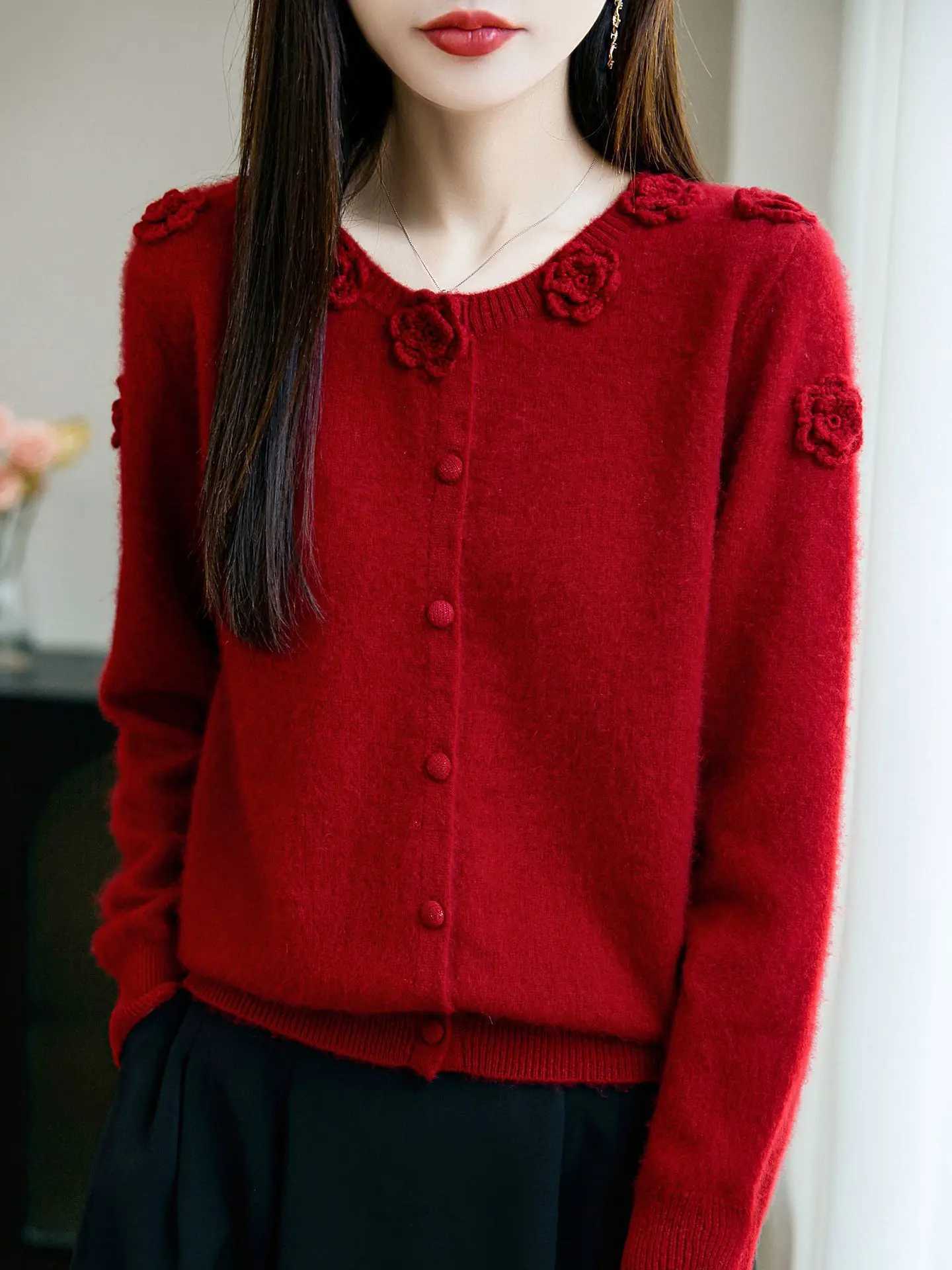 Women Cardigans 100 Wool Thick Warm Knitted Sweater O-neck Flowers Decoration Cardigan Single Breasted Korean Fashion JumpersT251125