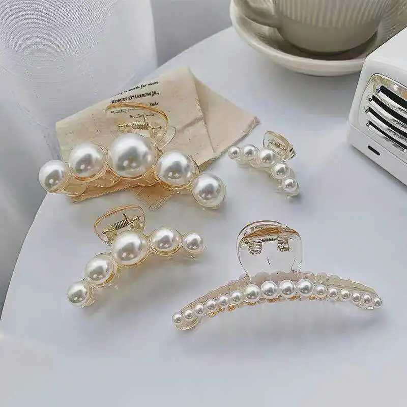 Elegant large pearl hair clip womens back spoon curly shark clip 1 pieceT250425