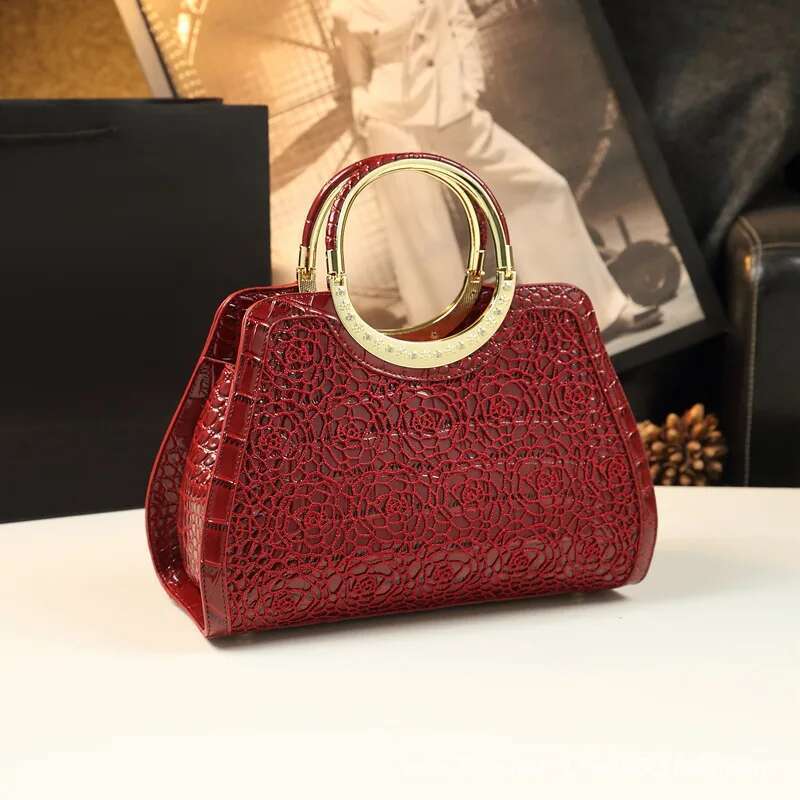 Spring and summer new rhinestone patent leather flower gradient handbag one-shoulder cross-body banquet dress women's bag