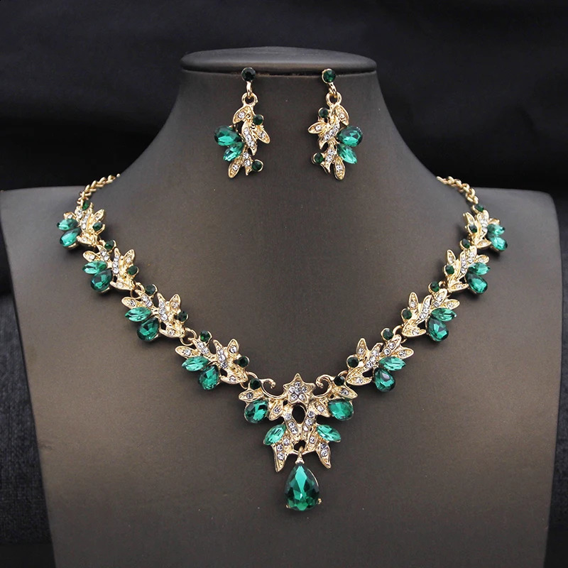 Bridal Green Tiaras Set Crystal Crown Bridal Jewelry Sets for Women Prom Wedding Dress necklace earrings Costume Accessories 250417