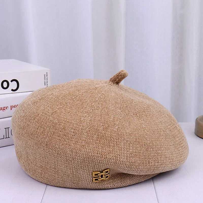 Winter berets caps for women soft and comfortable knitted warm painters hats vintage pumpkin hat lolita hat boinas para mujer J251125