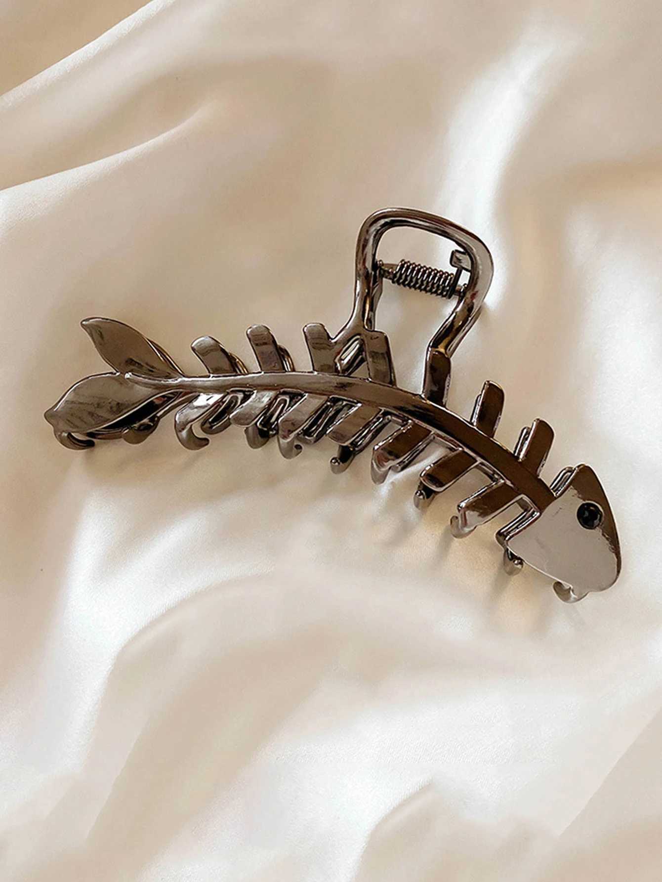 1 piece of silver warm fishbone hair claw female headband hair clip retro classic hair clip accessoryT250425