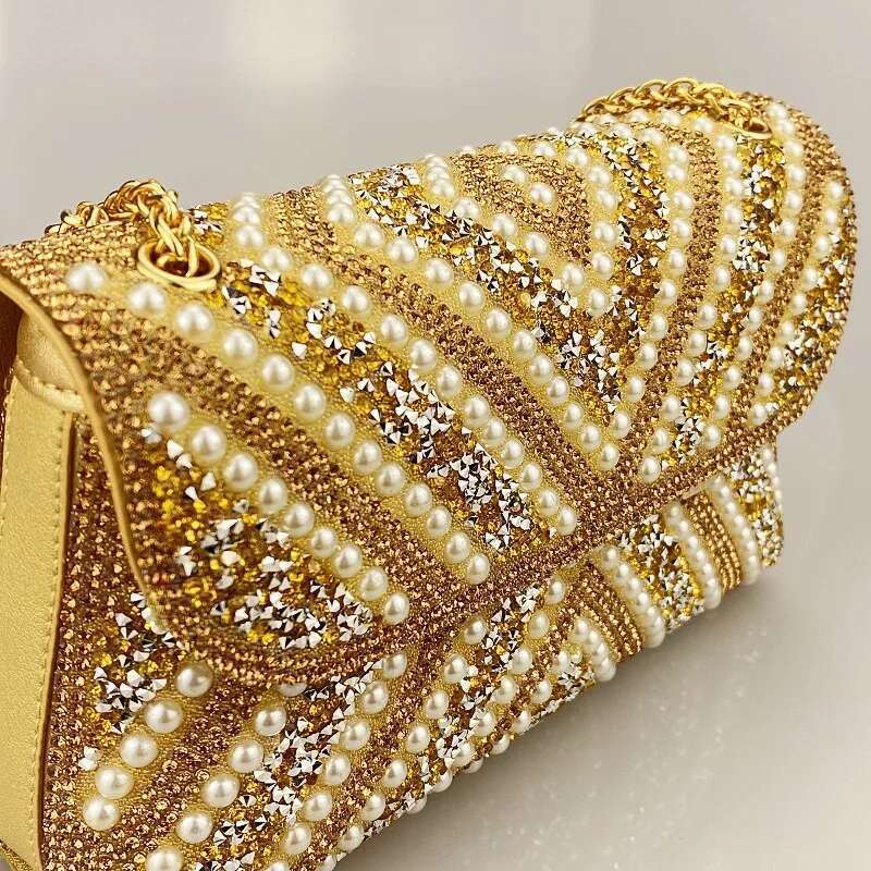 Exquisite Gold Purse Handbags High Quality 2024 Triangle Designer Pearl Bag Color Contrast Evening Bags