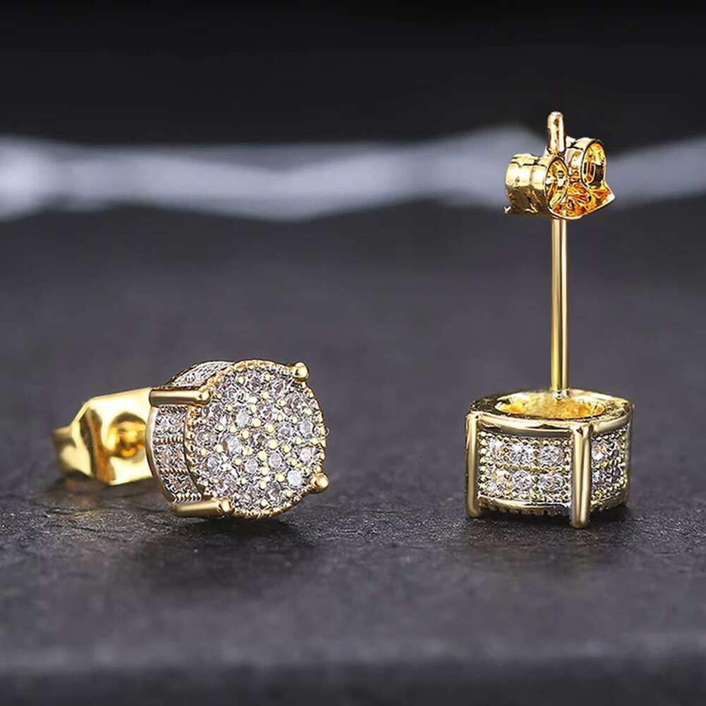 DHcollections Exquisite Women's Wedding Stud Earrings For Daily And Valentine's Day