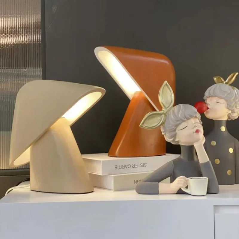 Modern Minimalist Resin LED Desk Lamp Designer Creative Bedroom Bedside Light Study Living Room Decor Atmosphere Table LightingM251125