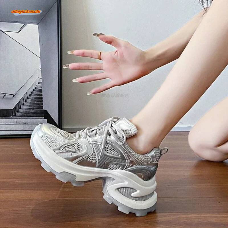 Athletic Woman Footwear 2024 New Sneakers Sports Designer Vulcanized Shoe Trends On Sale Mesh Breathable Shoes for Women ddmykukumalu