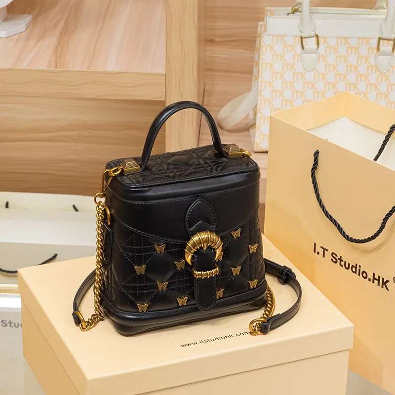 Women's 2024 New Handbag Genuine Leather Bucket Bag, High-End Designer Single Shoulder Crossbody Carrying Box Bag