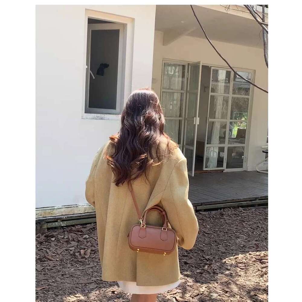 Designer Bag Versatile Bowling For Women, Retro And Simple, Single Shoulder, Crossbody, Hand-Held Small Square Bag