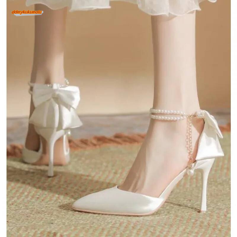 New Women Thin Heel Hollow Sandals Woman Pearl Butterfly Pointed Toe High Heels Pumps Womens Drees Wedding Shoes ddmykukumalu