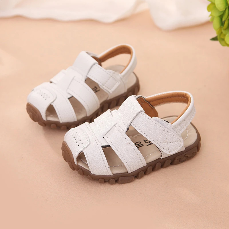 Childrens Beach Sandals Summer Baby Shoes Soft Leather Bottom Anti slip Closed Toe Safety Shoes Childrens Sandals 250424