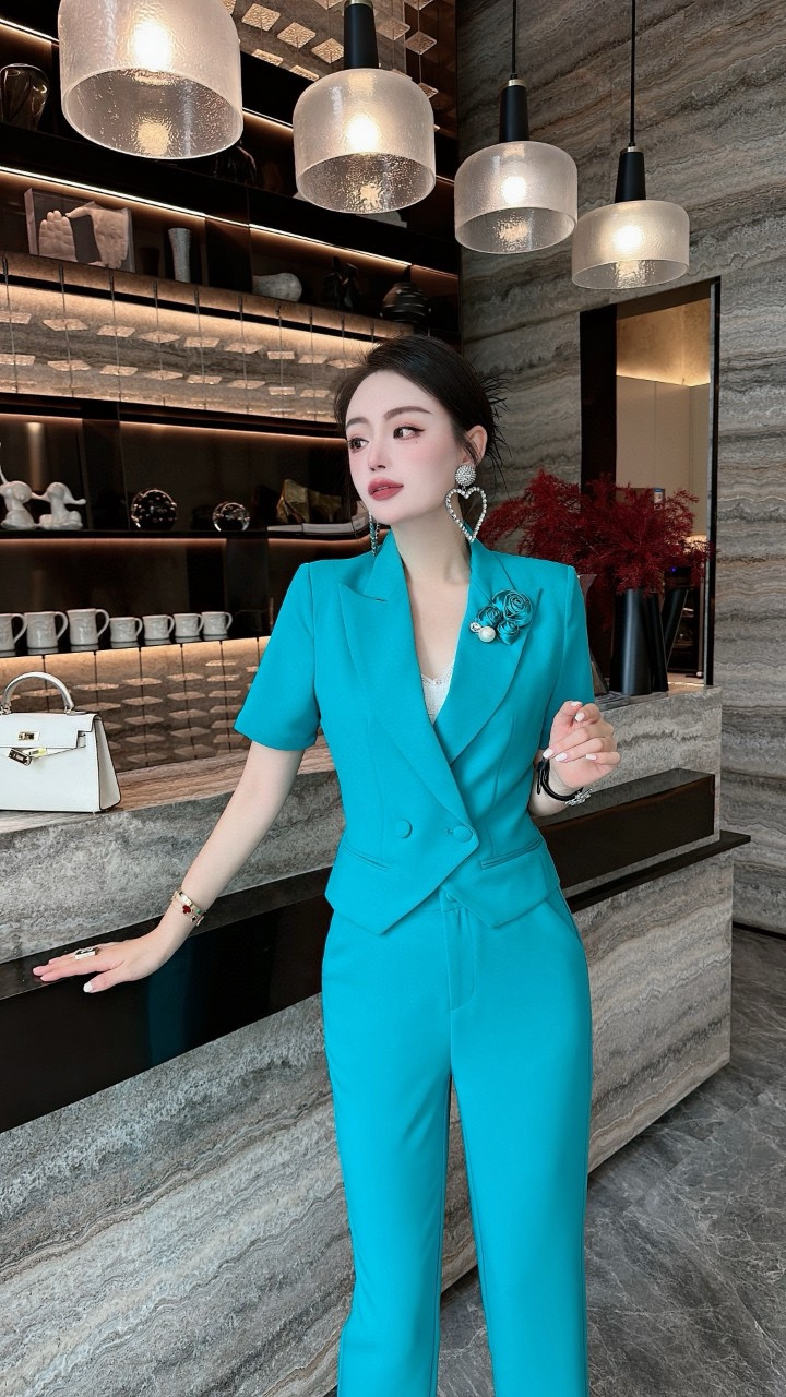 womens blazer womens casual suits business Vogue Paris 2025 Fashion Week Show Customized Fashion Tailored clothing M61