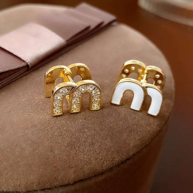 Zircon Drop Oil M Letter Ear Buckle Female Design High-Grade Sense Stud Earrings For Women Fashion Light Jewelry Gifts
