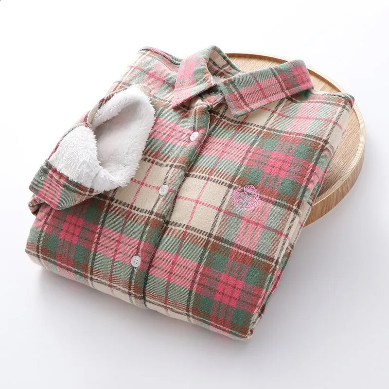 Womens long sleeved plain weave shirt velvet cotton shirt warm shirt womens thick cotton casual autumn winter 250418