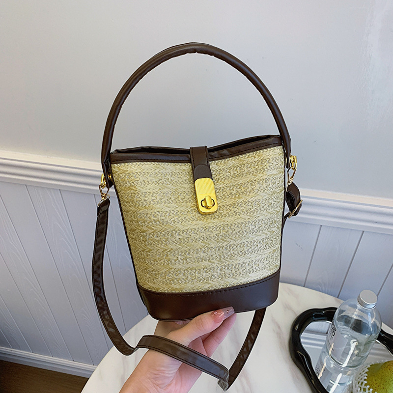 New Free Delivery Designer Shoes By 2025 Fashionable Handheld For Women 2024 High Quality Grass Woven Single Shoulder Crossbody Casual Bucket Bag