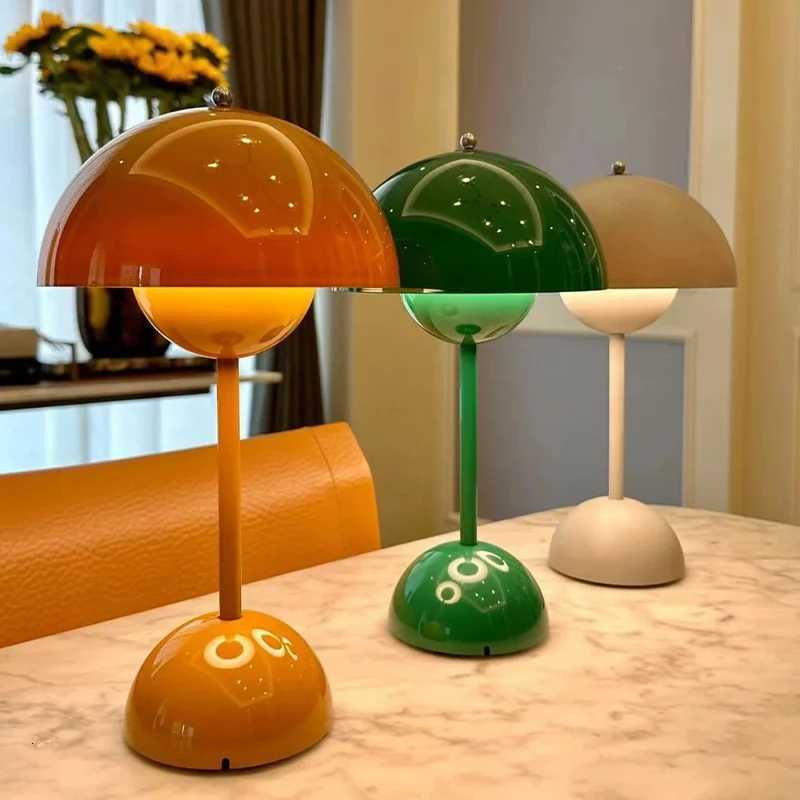 Tradition Flowerpot Portable LED Table Lamp Showcases a Simple yet Elegant Design Rechargeable Mushroom Dimming Touch Stick LampM251125