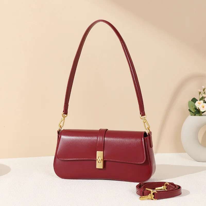 Designer Bag 2025 Fashion New Arrival Shoulder Bag With Luxurious Lock Buckle Commuting And Evening Party Handbags For Women Luxury Bag