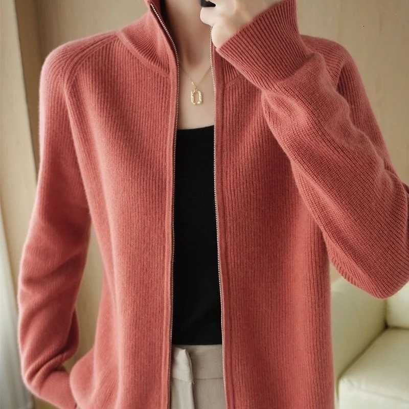 Solid Color Zipper Jacket Autumn New Knitted Sweater Cardigan Womens Standing High Neck Loose Slimming Knitted Sweater SpringT251125