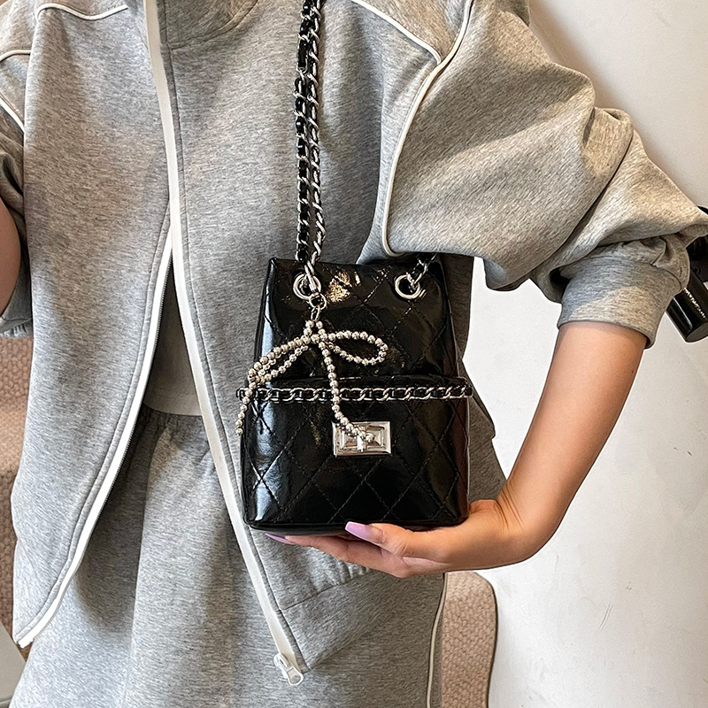 Designer Bag 2025 New Korean Style Backpack for Women Quilted Chain Niche Crossbody Bag Luxury Small Shoulder Bag Free Shipping