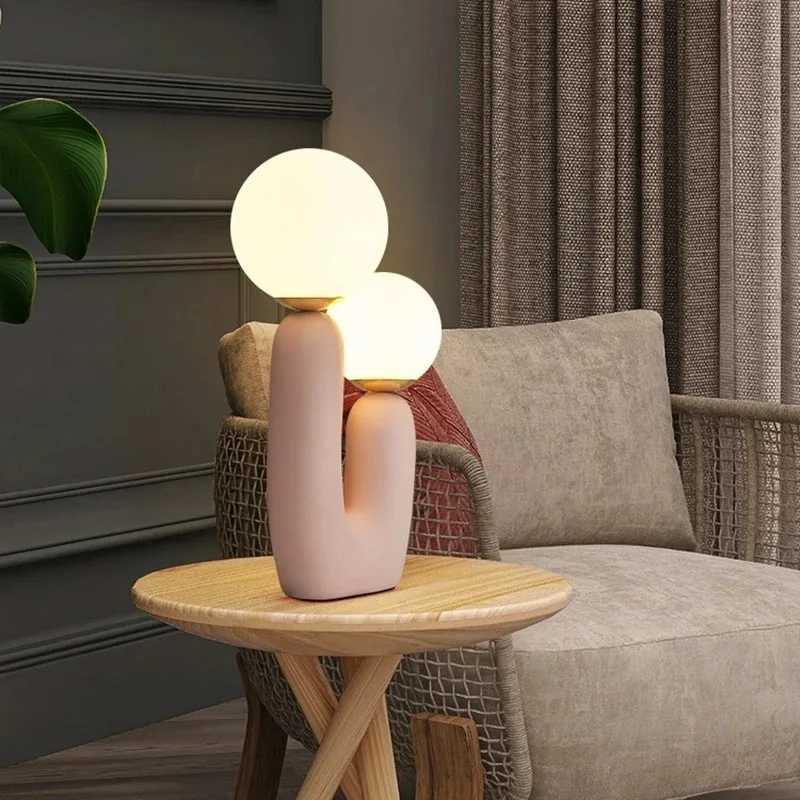 Modern Nordic Art Glass Table Lamp Bedroom Resin Bedhead Lamp Restaurant Living Room Personalized Atmosphere Lighting Table Lamp C251125