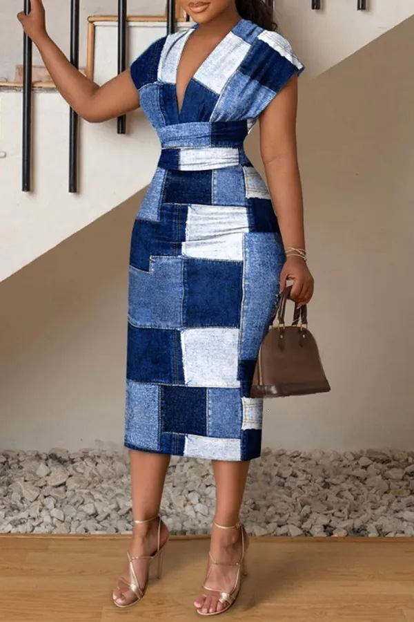2023 Spring/Summer New Simple V-neck Bag Hip Printed Dress for Women
