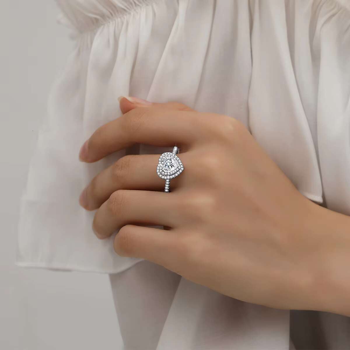 High Quality Engagement Wedding Rings Halo 1.5ct Heart Cut 18K Gold Bijoux Moissanite Rings 925 Sterling Silver