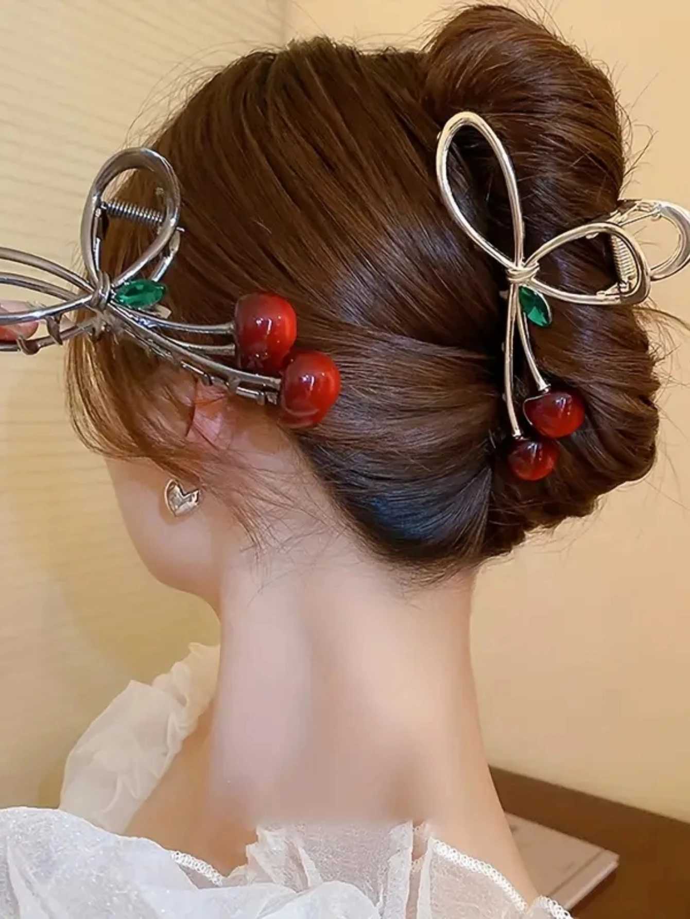 1/2 piece cherry hair claw womens hair accessoryT250425