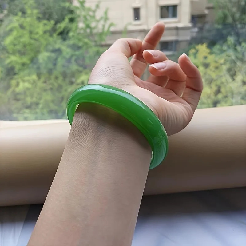 Natural Green Bracelet for Women To Give Mother Exquisite Gifts 250424