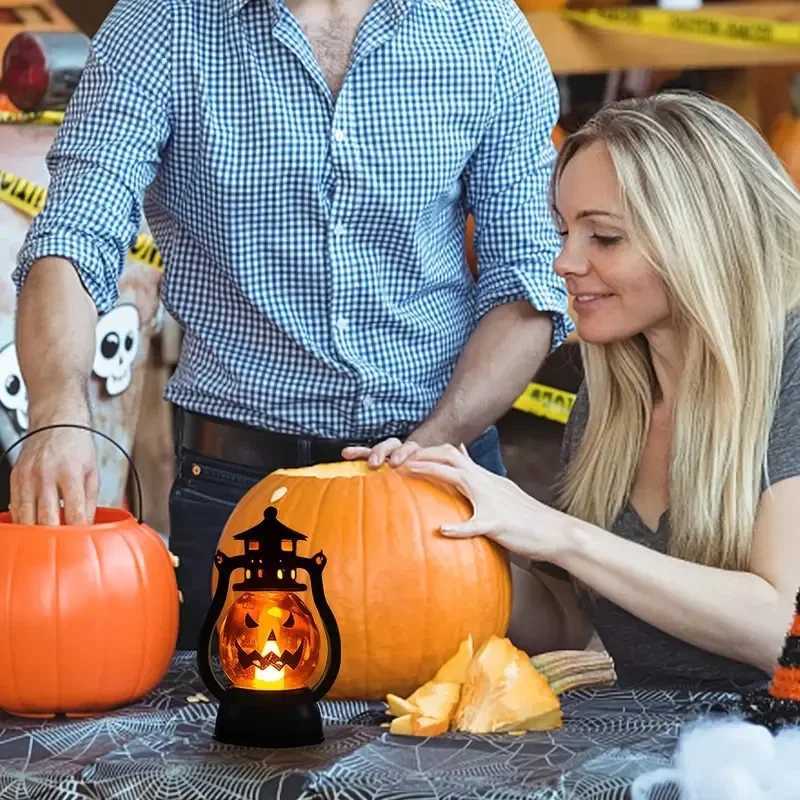 Pumpkin LED lantern flashlight retro kerosene lamp used for role-playing haunted house camping garden patio door home deM251125
