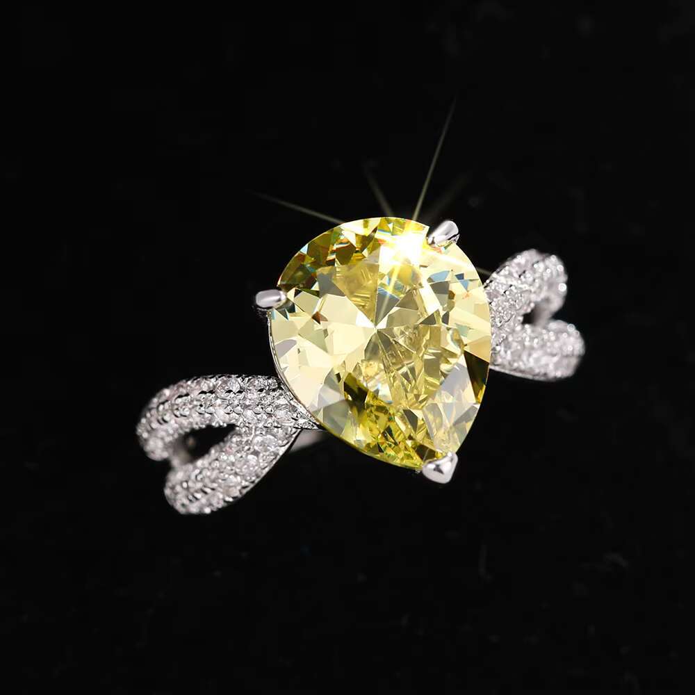 CAOSHI Women Engagement Ring Exquisite Big Pear Shaped Yellow Crystal Imitated Moissanite Silver Plated Rings for Women Jewelry