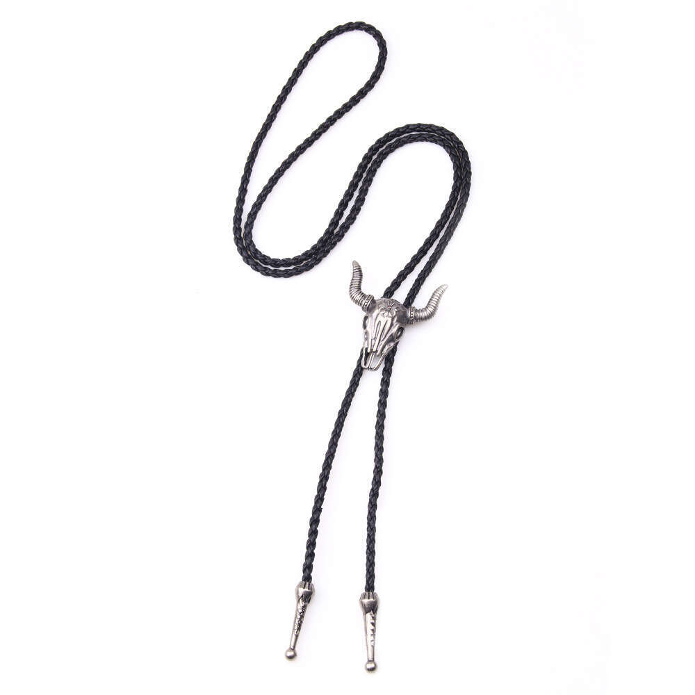 Long cow head jewelry, fashionable new men's leather necklace