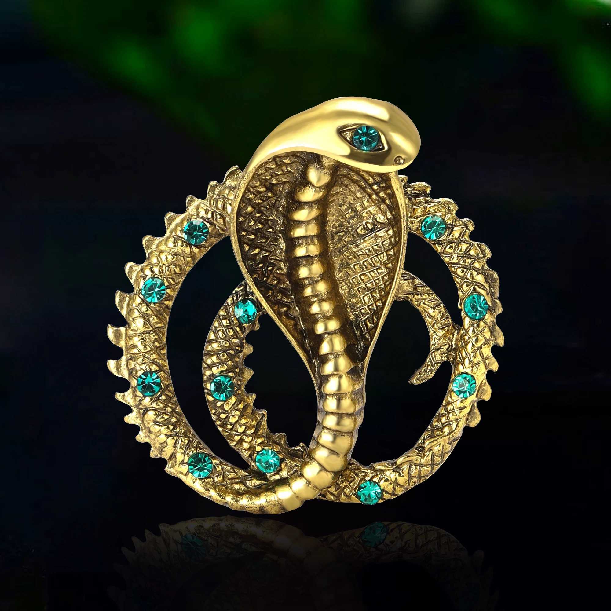 Vintage Rhinestone Snake Brooches for Women Cobra Animal Pins Event Party Backpack Decoration Clothes Accessories J251125