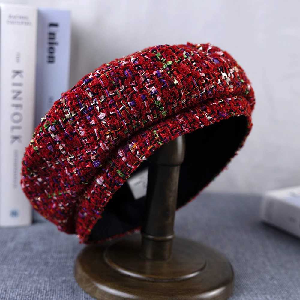2025 Wool Berets Red Plaid Vintage Autumn Winter French Octagonal Peaked Hats Painter Hat Street Military Women Girl Caps FDM02 J251125