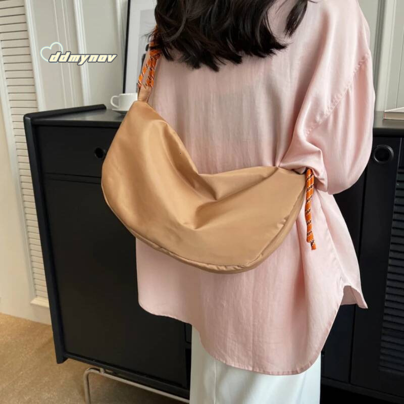 New Nylon Cloth Shoulder Bags Vintage Solid Color Hobos Casual Large Capacity Diagonal Bag Fashion Versatile Women Handbag ddmynov