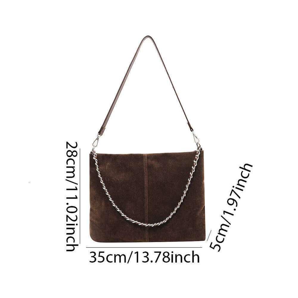 Designer Bag 2025 Red Faux Suede Large Capacity Shoulder Crossbody Vintage Underarm Commuting Bags For Women Casual Fashion High Quality Tote Luxury B